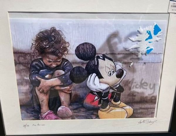 Thrift Store Art (26 pics)