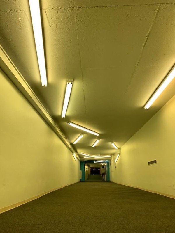 Creepy Corridors (30 pics)