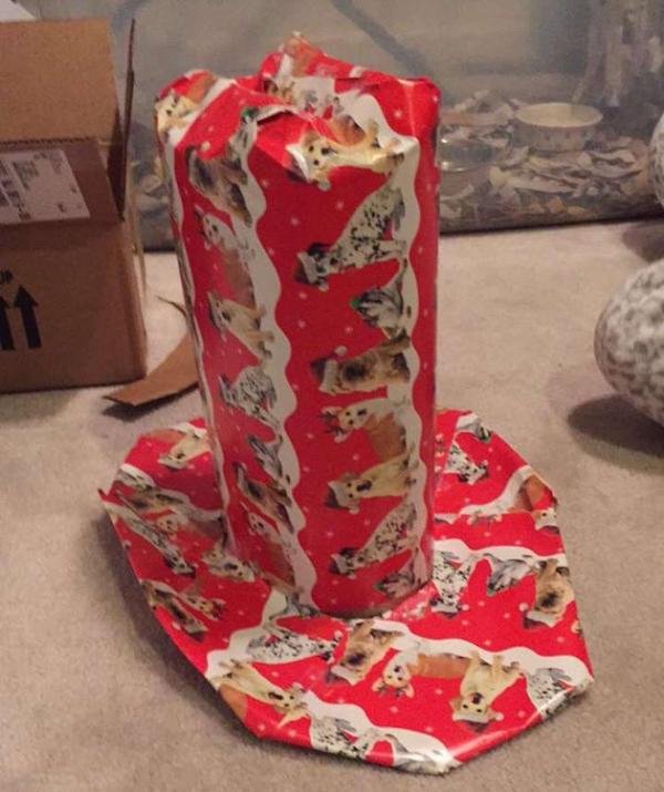 What's Inside These Presents? (19 pics)