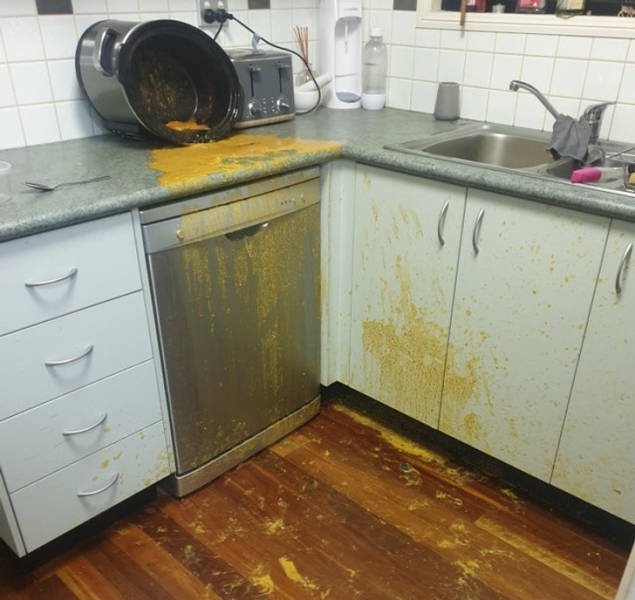Bad Days Happen (17 pics) Bad Days Happen (17 pics)
