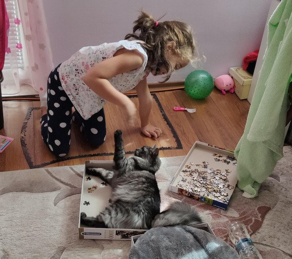 A Friendship Between Kids And Pets (18 pics) A Friendship Between Kids And Pets (18 pics)