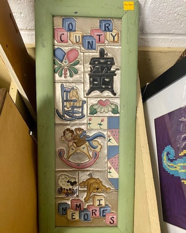 Thrift Shop Finds (28 pics)