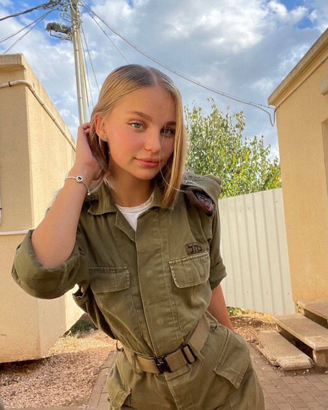 Israeli Defense Forces Girls (19 pics)