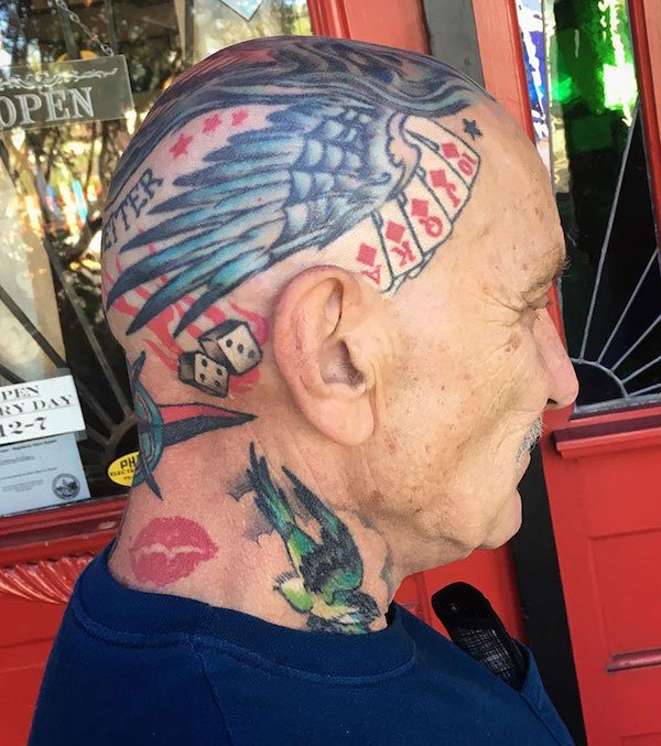 Old People With Great Tattoos (30 pics)