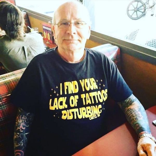 Old People With Great Tattoos (30 pics)