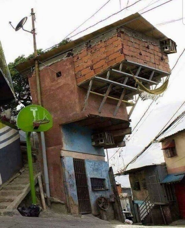 Architecture Fails (49 pics)