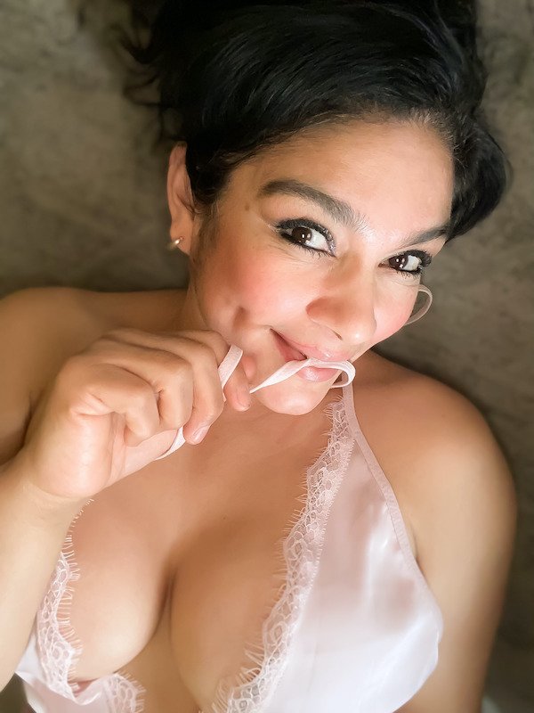 Girls With Dimples (33 pics)
