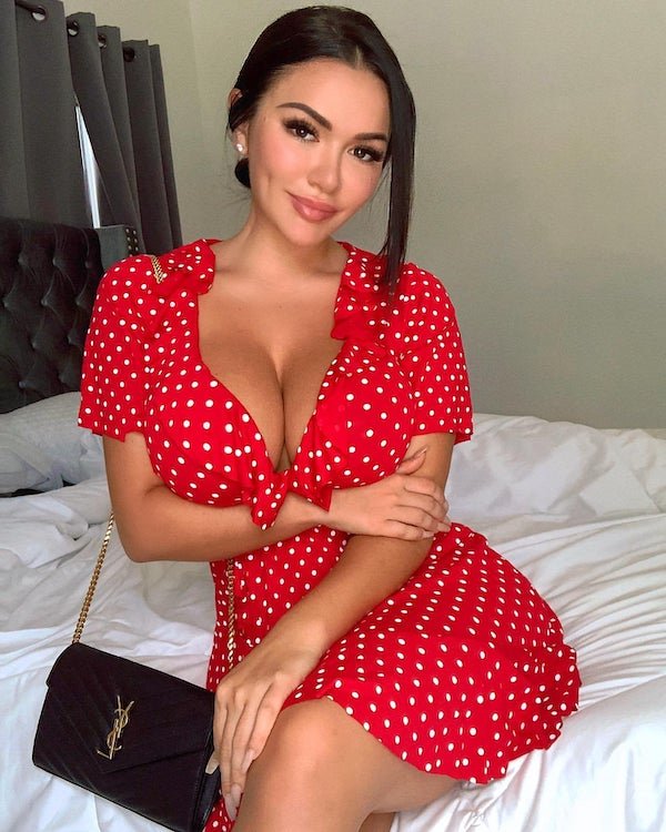 Girls With Dimples (33 pics)