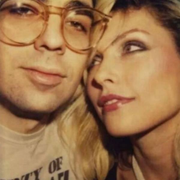Everyone Deserves To Have Someone Who Looks At You Like This (26 pics)
