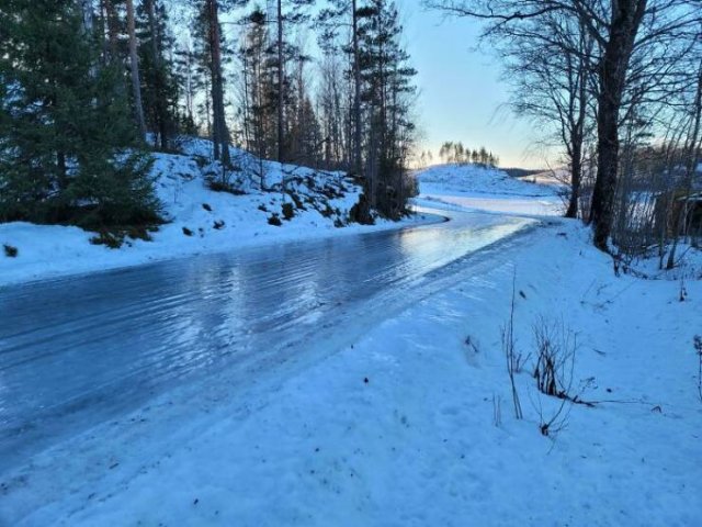 Very Cold Photos (38 pics)