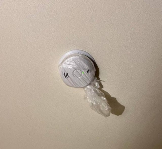 Funny Finds In Hotels (19 pics) Funny Finds In Hotels (19 pics)