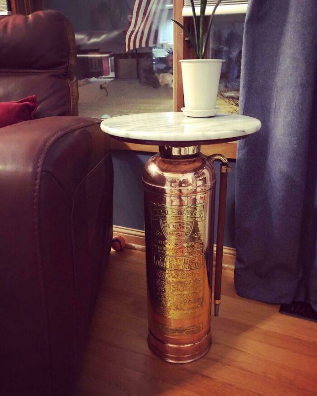 Secondhand Treasures (44 pics)