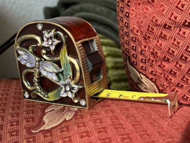 Secondhand Treasures (44 pics)