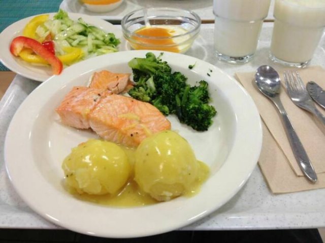 School Lunches In Different Countries (30 pics) School Lunches In Different Countries (30 pics)