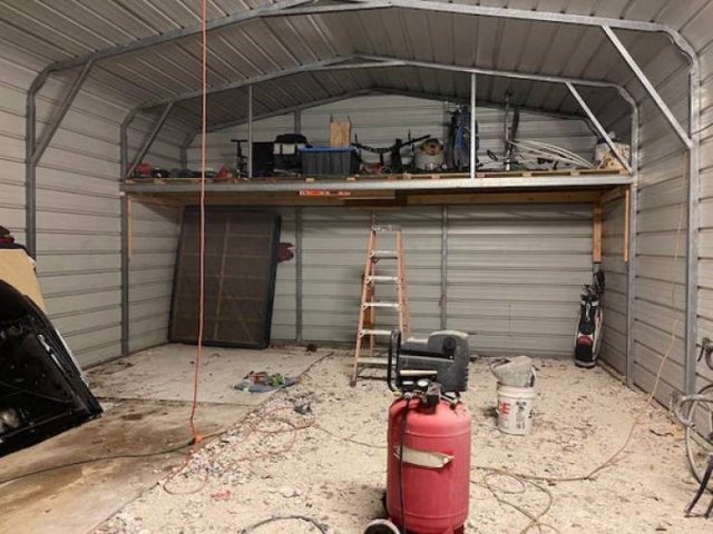 Men's Garages (23 pics)