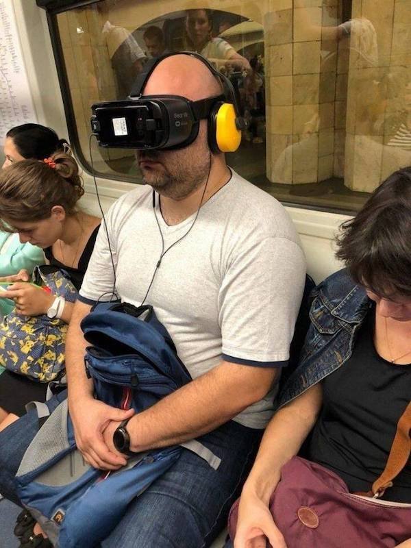 Oddities In The Subway (31 pics)