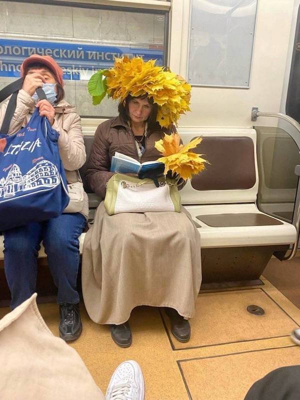 Oddities In The Subway (31 pics)