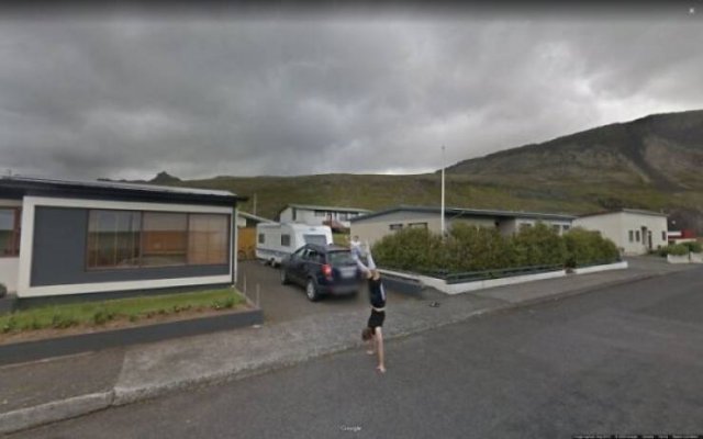 Wierd Finds From 'Google Maps' (48 pics)