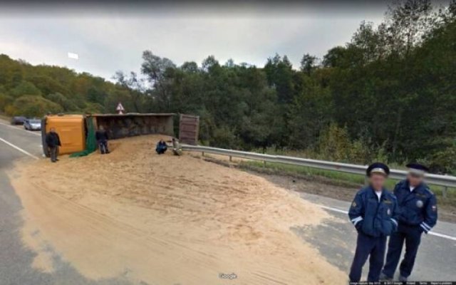 Wierd Finds From 'Google Maps' (48 pics)