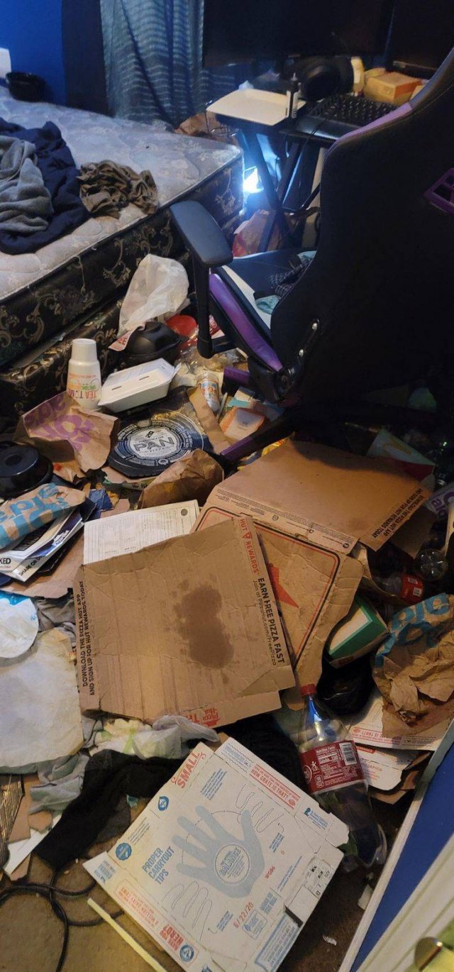 Worst Roommates (19 pics)