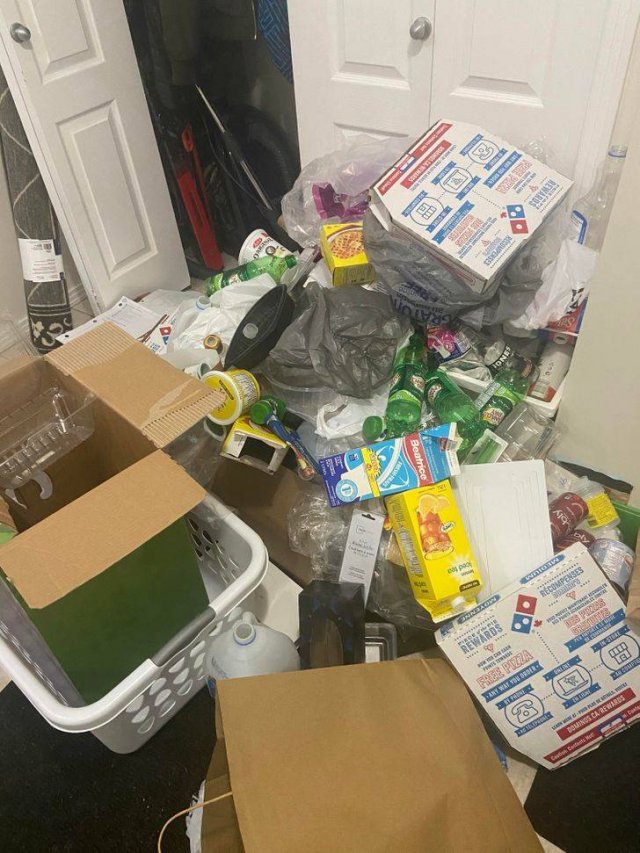 Worst Roommates (19 pics)