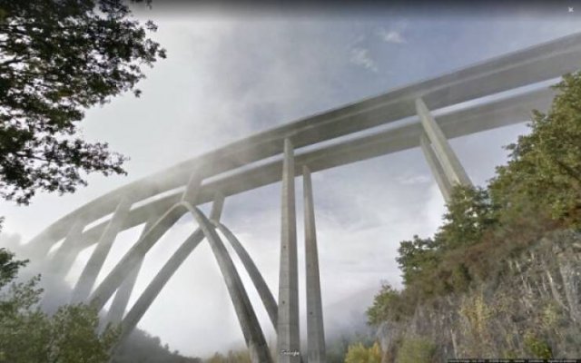 Wierd Finds From 'Google Maps' (48 pics)