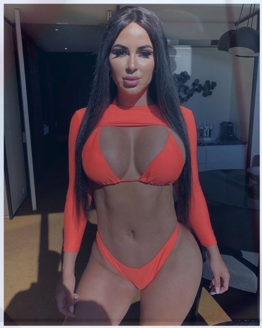 Shapely Girls (41 pics)