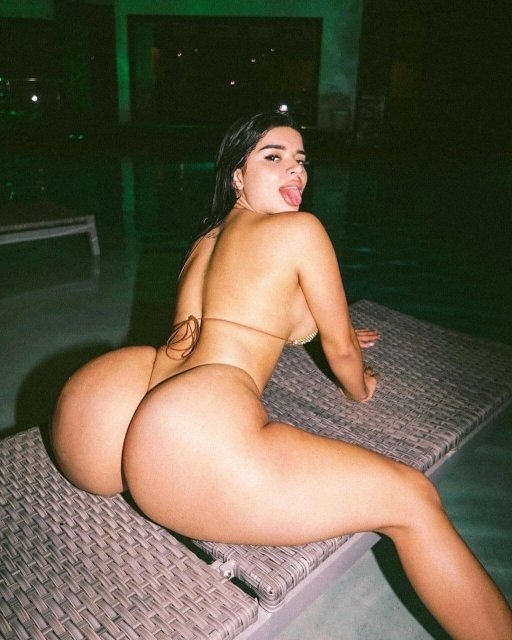 Shapely Girls (41 pics)