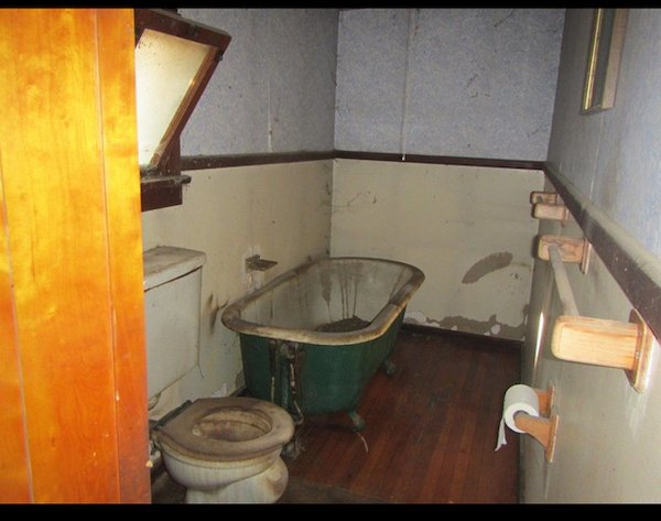 Odd Interiors (33 pics)