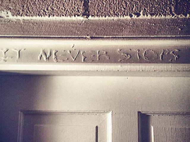 Creepy Finds In Houses (24 pics)