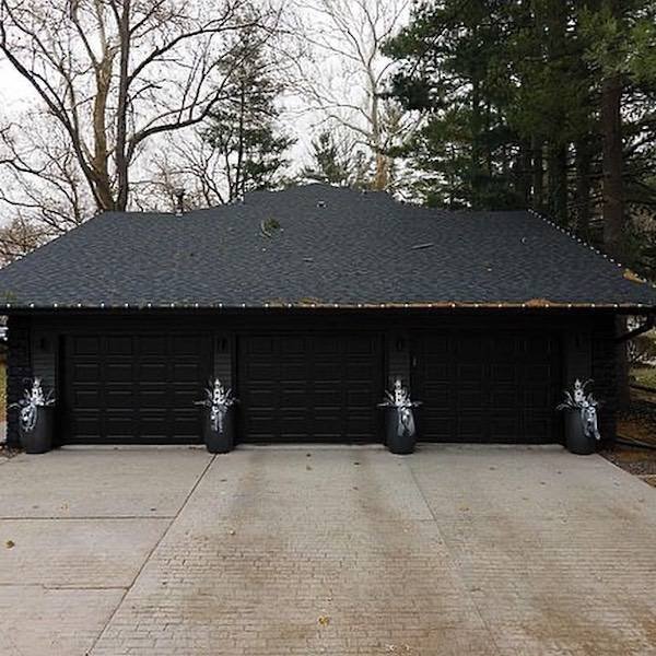 Strange Estate Listings (31 pics)