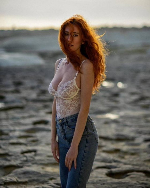 Redhead Girls (51 pics)