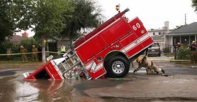 Cars Fails (28 pics)