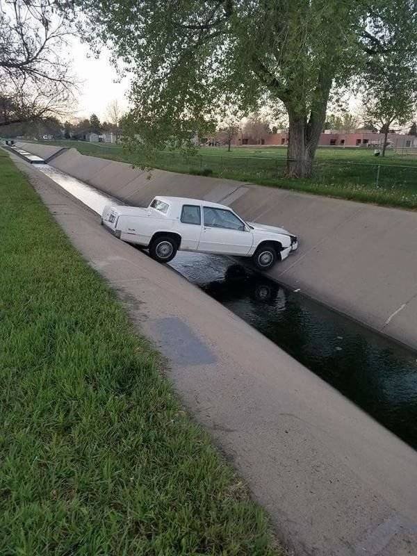 Cars Fails (28 pics)