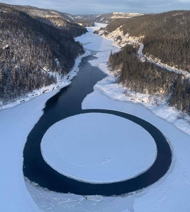 Jokes About Canada (17 pics)