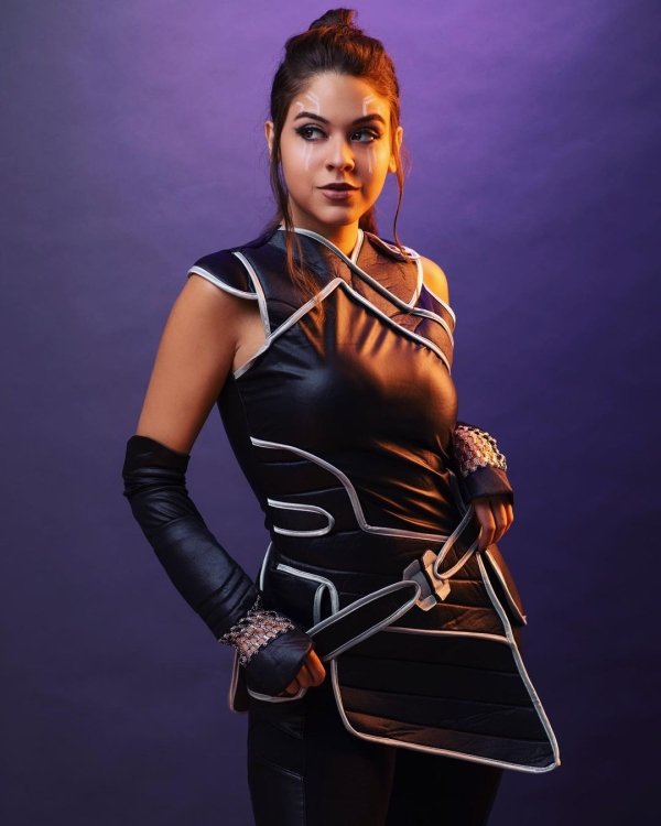 Cosplay Girls (30 pics)