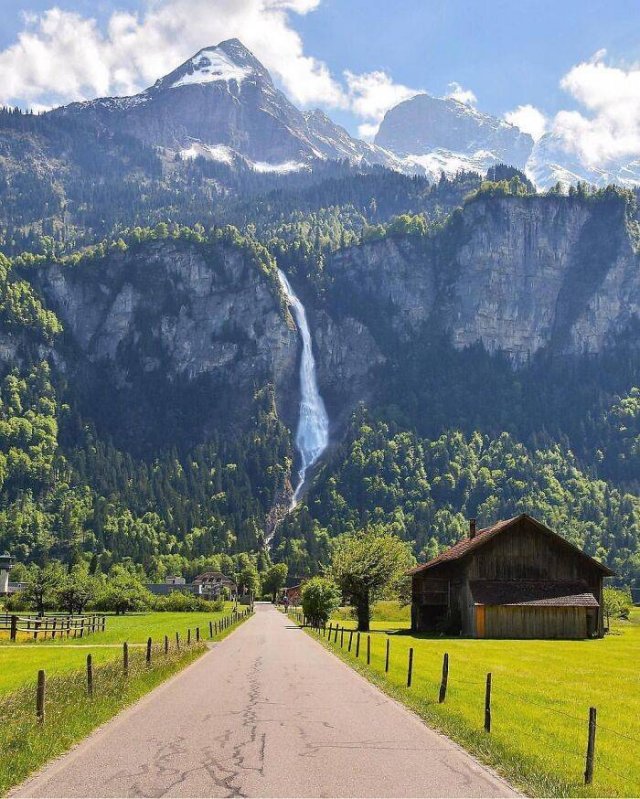 Amazing World (37 pics)