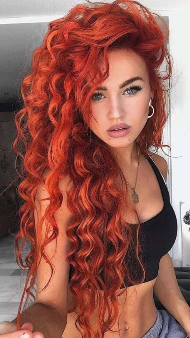Girls With Dyed Hairs (46 pics)
