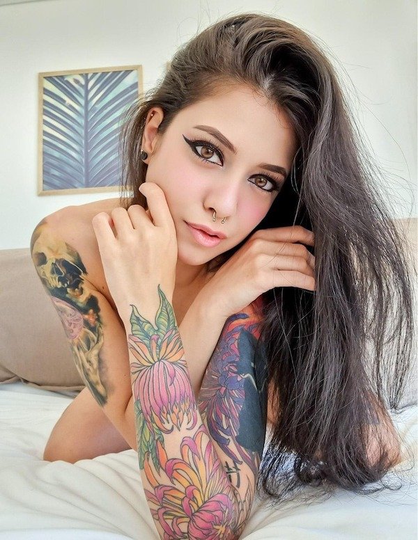 Tattooed Girls (41 pics)