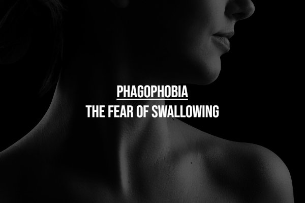 Unusual Phobias (17 pics)