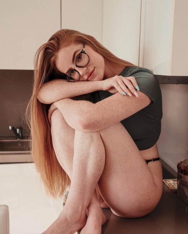 Redhead Girls (40 pics)
