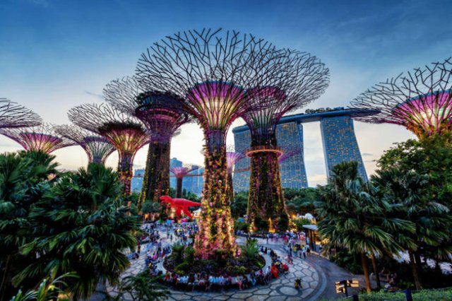 Awesome Constructions (17 pics) Awesome Constructions (17 pics)