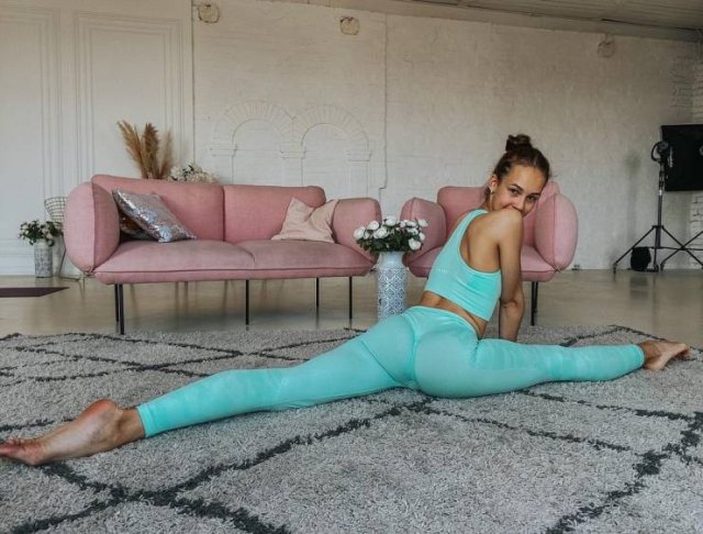 Flexible Girls (30 pics)