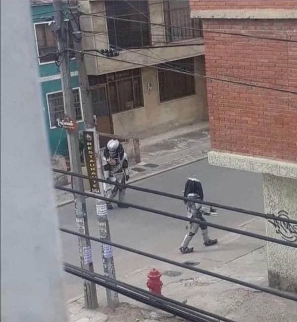 Weird Situations (49 pics)