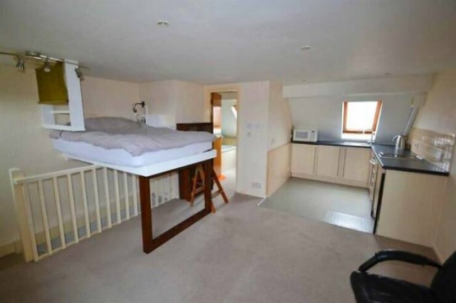 Odd Bedrooms (29 pics)