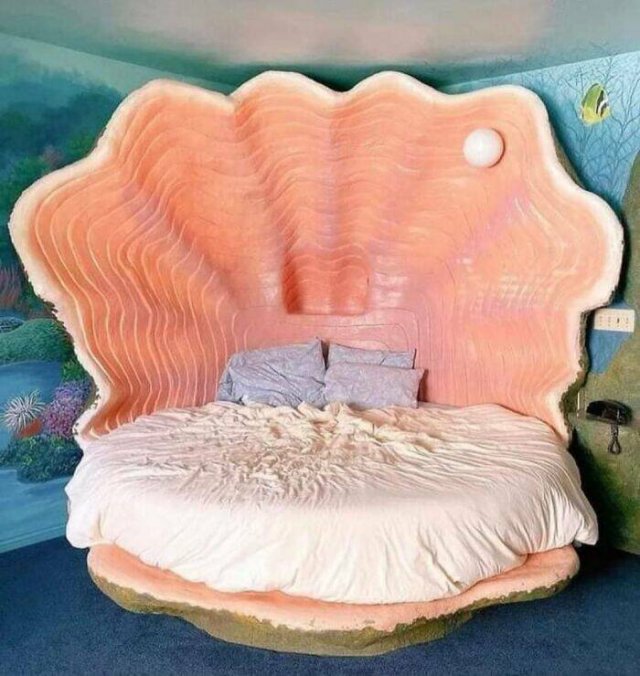 Odd Bedrooms (29 pics)