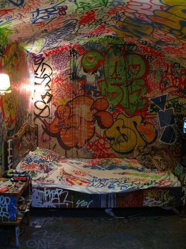 Odd Bedrooms (29 pics)