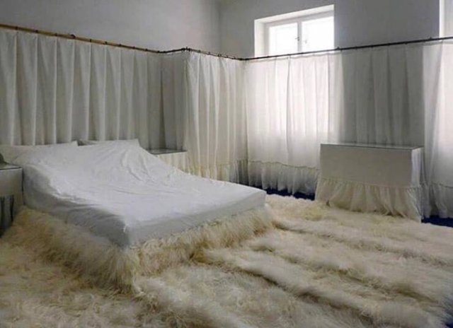 Odd Bedrooms (29 pics)