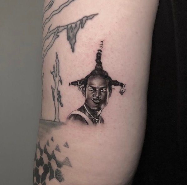 Interesting Tattoos (32 pics) Interesting Tattoos (32 pics)