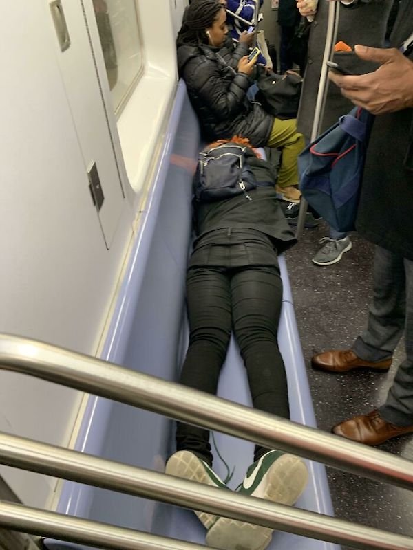 Funny And Annoying Situations (33 pics)